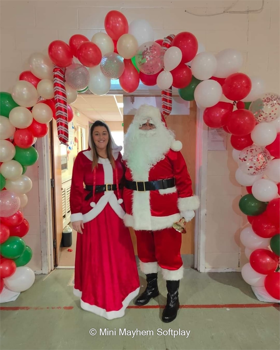Santa & Santa's Grotto for Hire in Rhondda Cynon Taff & South Wales